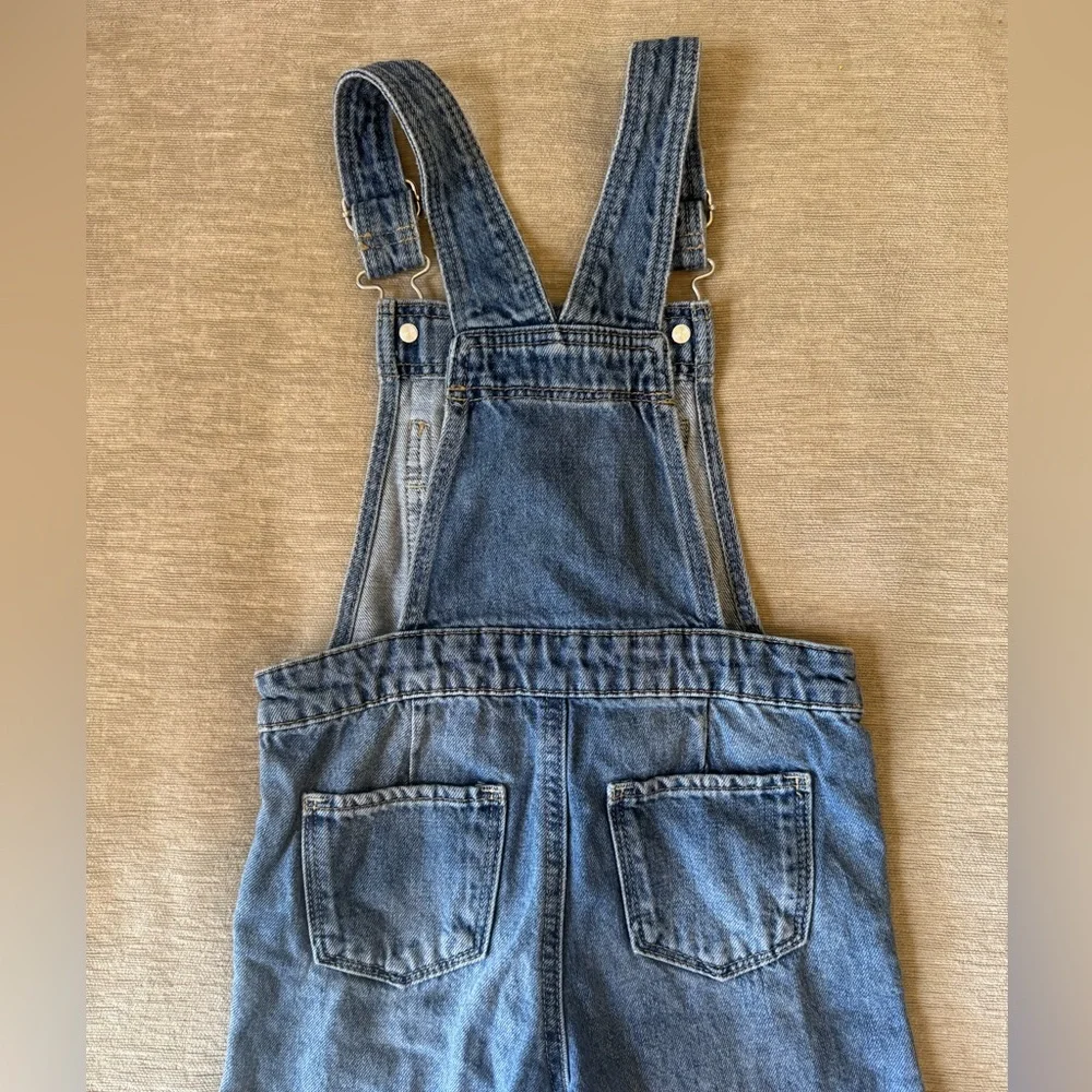 GAP Toddler Girls Denim Overalls Size 4Y Wide Leg Cropped Raw Hem - Picture 5 of 6